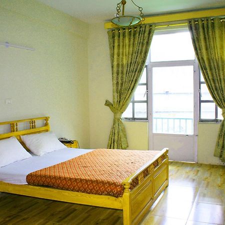 Pine Top Hotels 나란 외부 사진