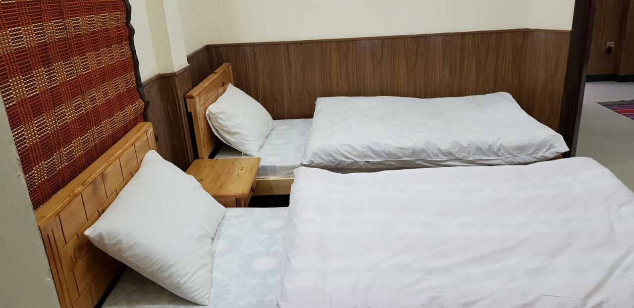 Pine Top Hotels 나란 외부 사진